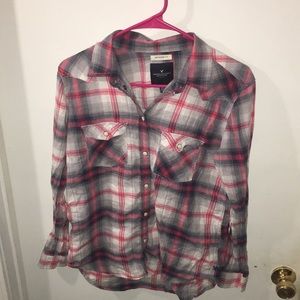 American Eagle Pink/Red and Gray Boyfriend Fit Flannel Size Medium